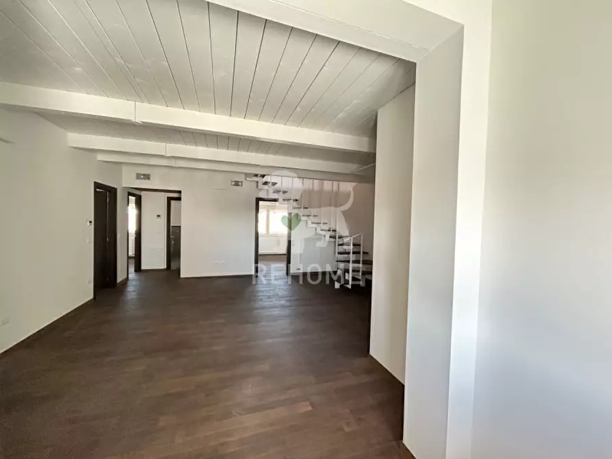 Immagine 10 di Appartamento in vendita  in Via Lea D'Orlandi 1 a Udine