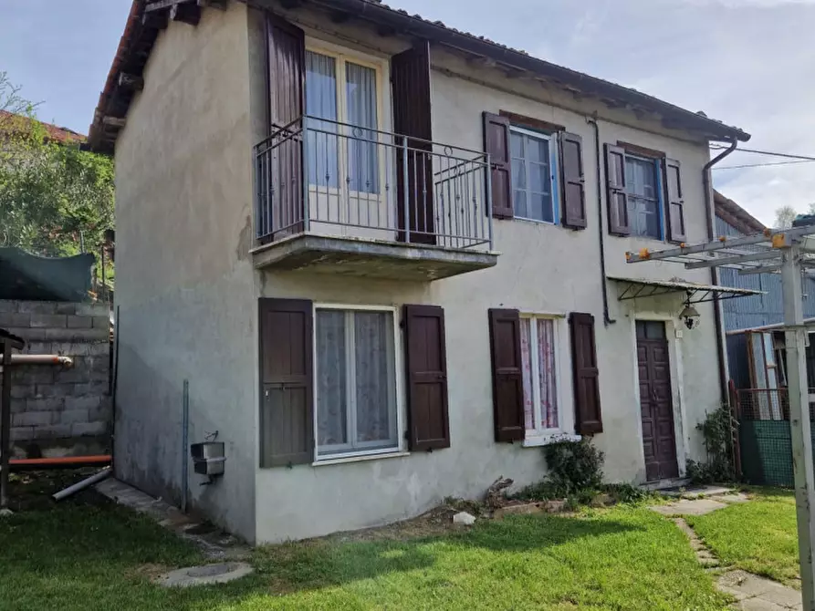 Immagine 15 di Casa bifamiliare in vendita  in Strada Sodina a Langhirano