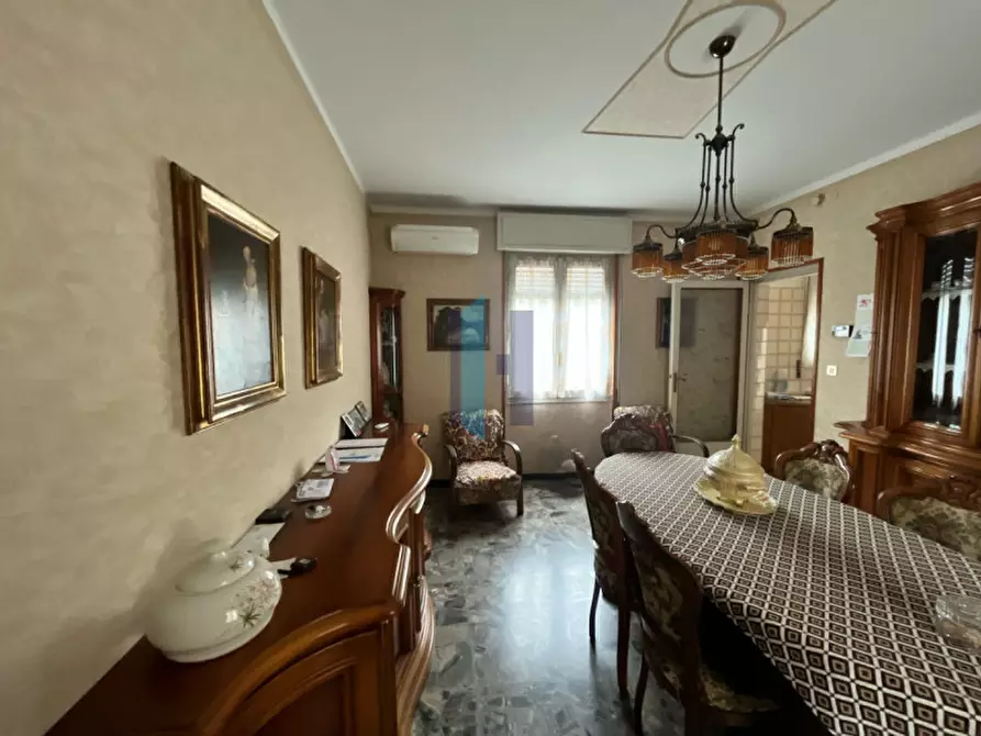 Immagine 8 di Villa in vendita  in via Trento 16 a Castenedolo