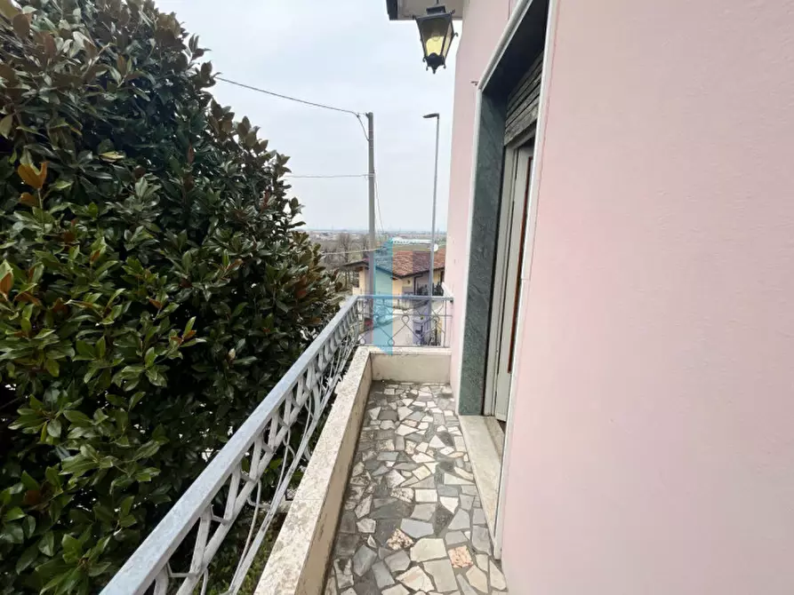 Immagine 14 di Villa in vendita  in via Trento 16 a Castenedolo