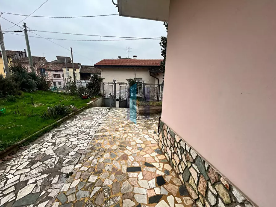Immagine 40 di Villa in vendita  in via Trento 16 a Castenedolo