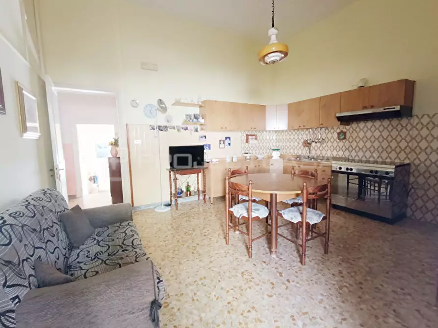 Immagine 12 di Casa indipendente in vendita  in via Vittorio Alfieri a Supersano