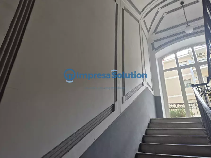 Immagine 20 di Magazzino in vendita  in Via Dalbono a Portici