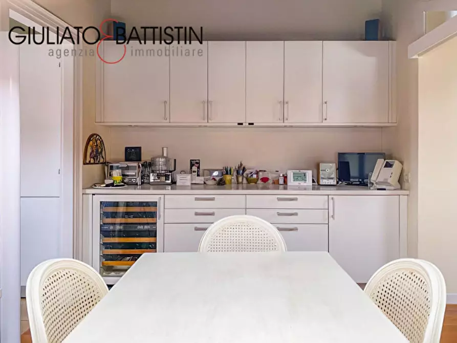 Immagine 4 di Appartamento in vendita  in Corso Andrea Palladio a Vicenza