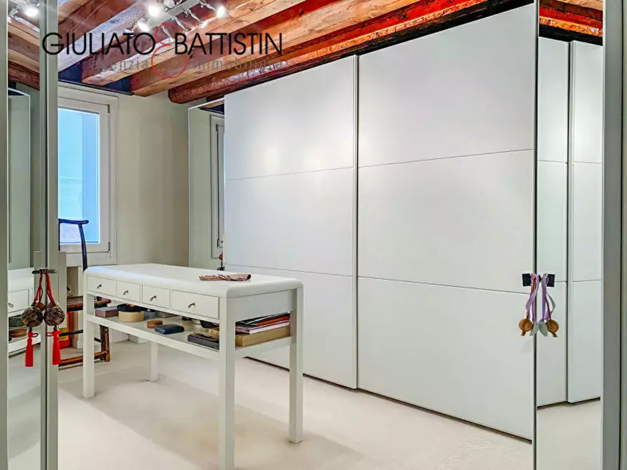 Immagine 6 di Appartamento in vendita  in Corso Andrea Palladio a Vicenza