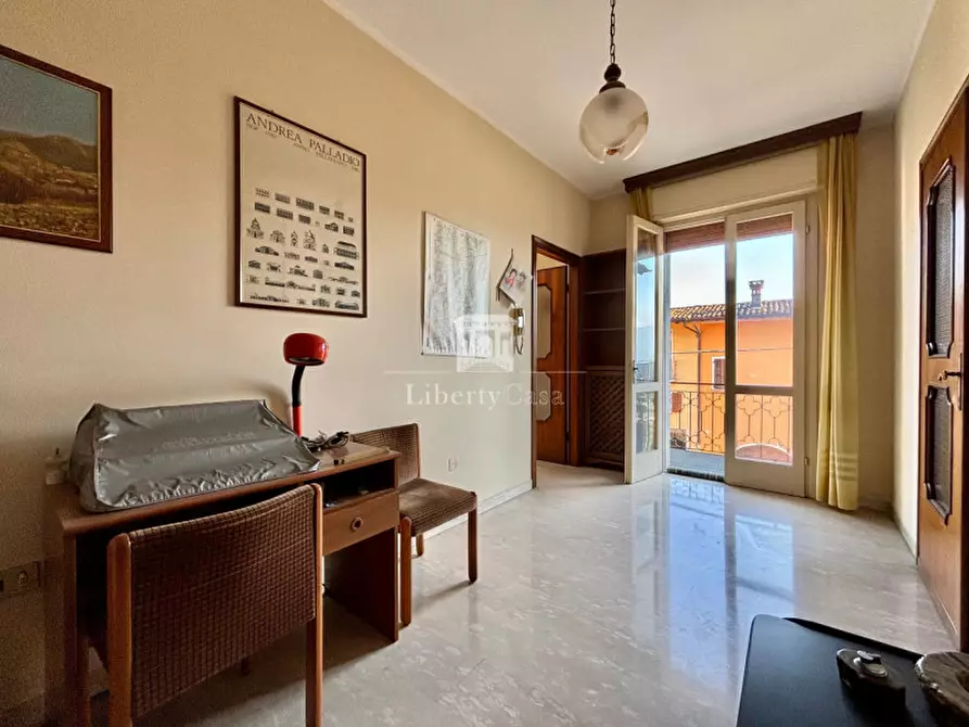 Immagine 6 di Villa in vendita  in Via Zappini a Preseglie