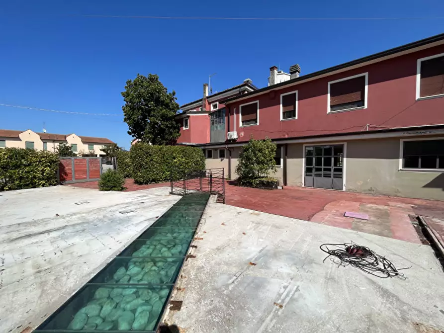 Immagine 27 di Negozio in affitto  in via Giuseppe Martignon a Mestrino