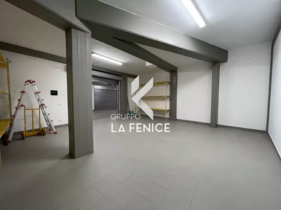 Immagine 5 di Garage in vendita  in via Giuseppe Colucci a Locorotondo