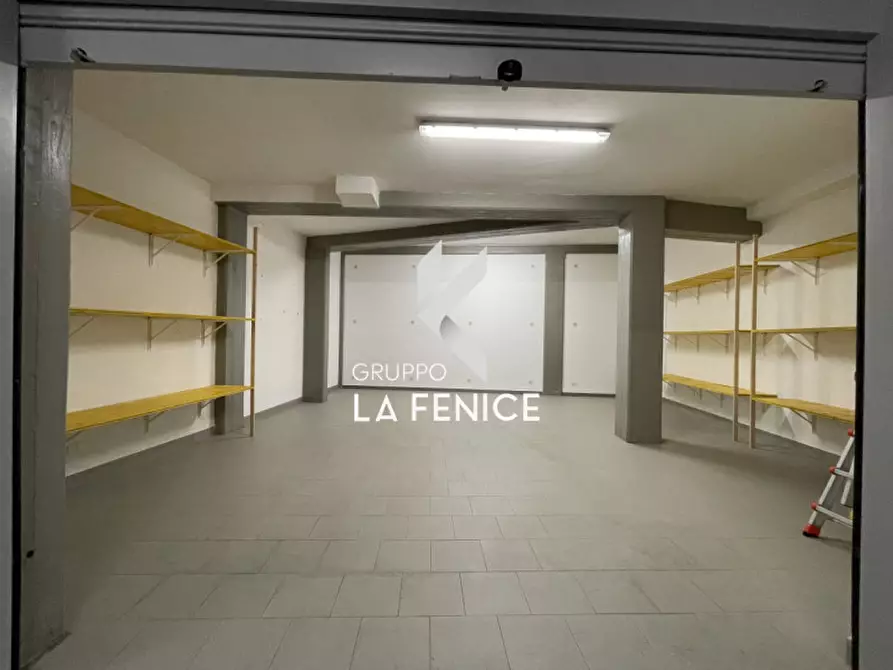 Immagine 8 di Garage in vendita  in via Giuseppe Colucci a Locorotondo