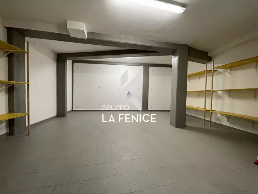 Immagine 9 di Garage in vendita  in via Giuseppe Colucci a Locorotondo