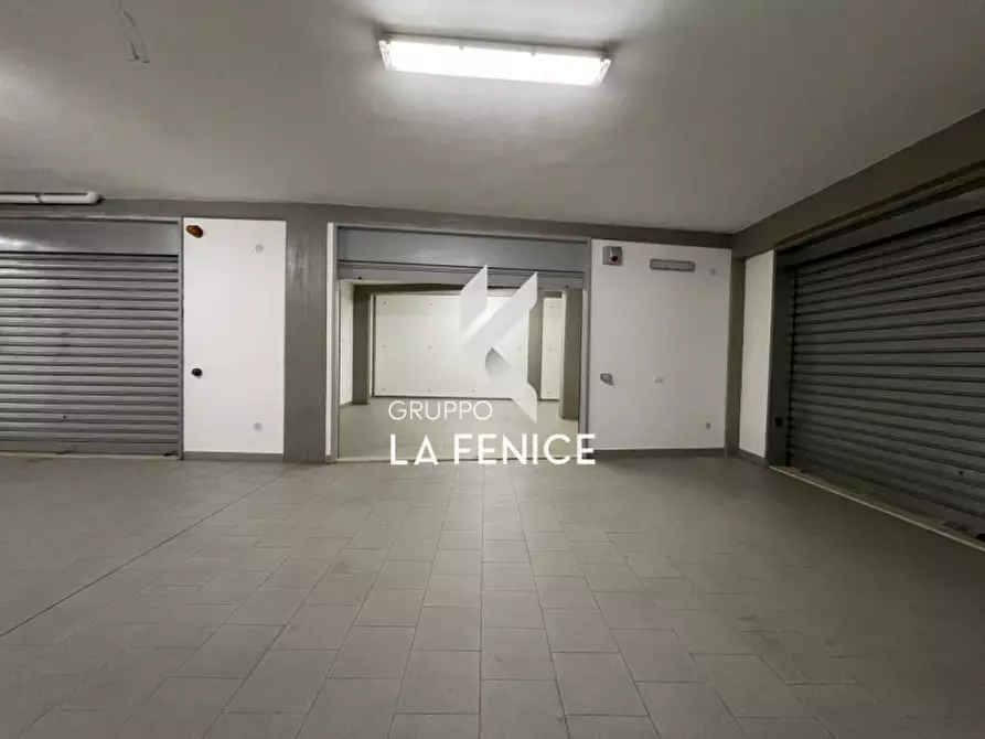 Immagine 11 di Garage in vendita  in via Giuseppe Colucci a Locorotondo