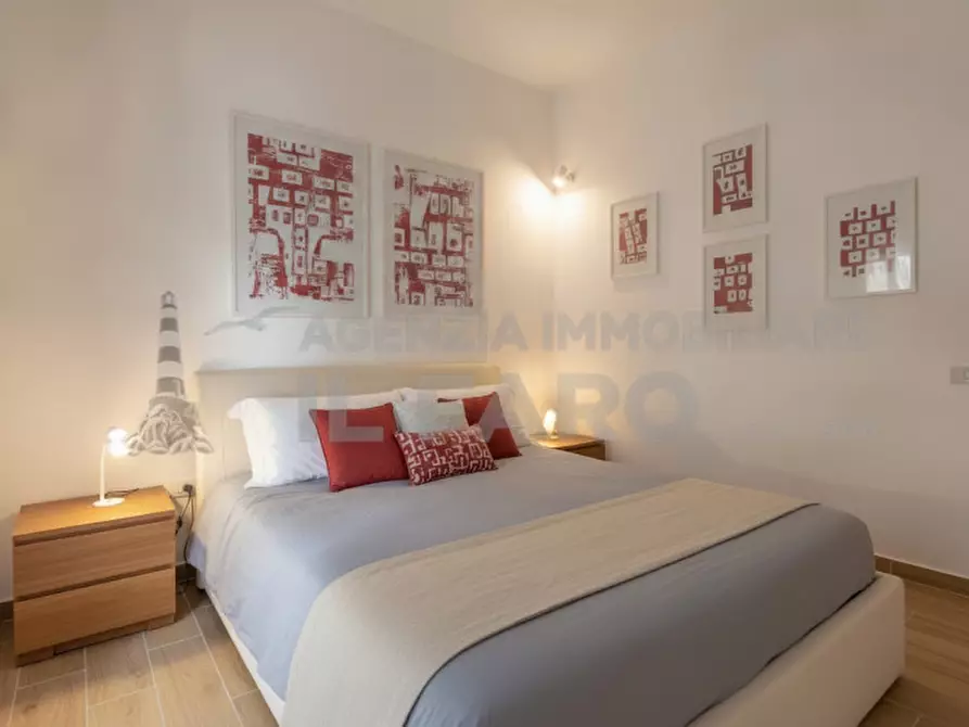Immagine 11 di Appartamento in vendita  in Via Ilva a La Maddalena