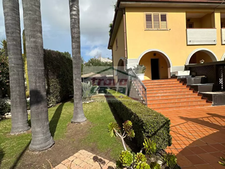 Immagine 33 di Villa in vendita  in traversa sinerchia a Siracusa