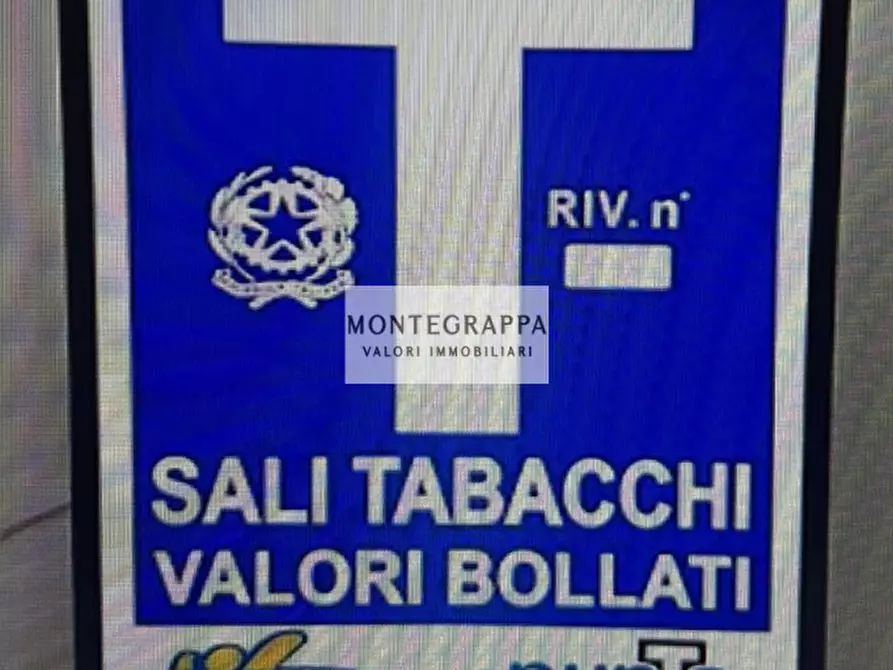 Immagine 1 di Attività commerciale in vendita  in Piazza Giorgione a Castelfranco Veneto