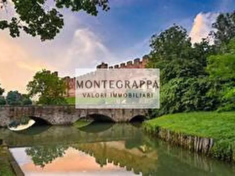 Immagine 2 di Attività commerciale in vendita  in Piazza Giorgione a Castelfranco Veneto