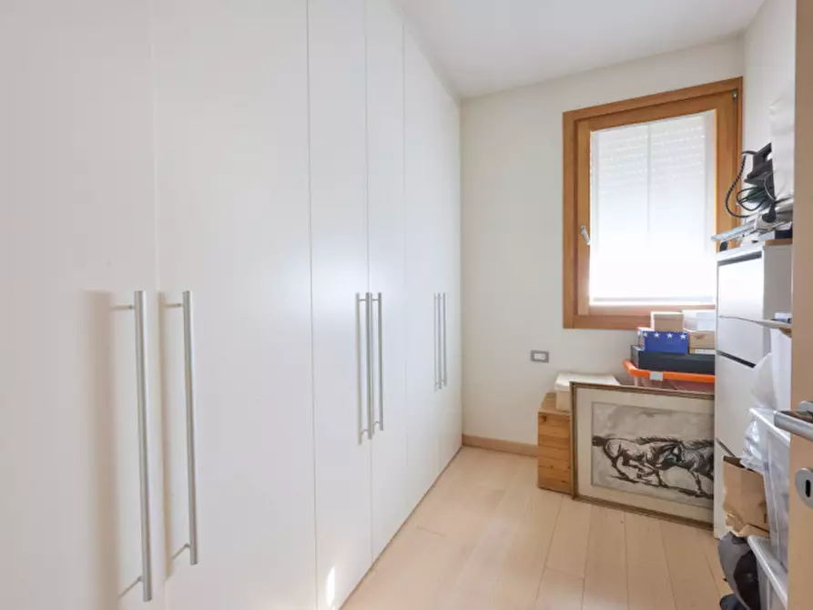 Immagine 14 di Appartamento in vendita  in Via Bafile 265 a Jesolo