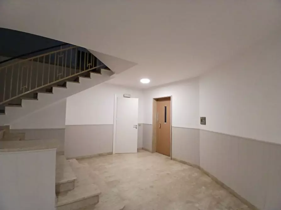 Immagine 13 di Appartamento in vendita  in Via Trani a Modica