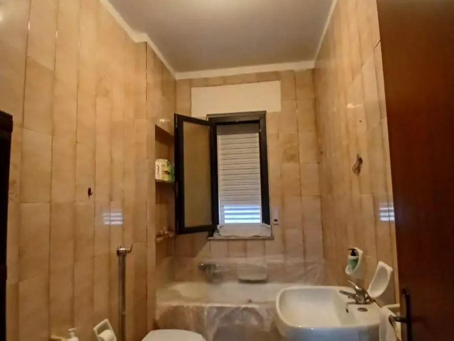 Immagine 29 di Appartamento in vendita  in Via Trani a Modica