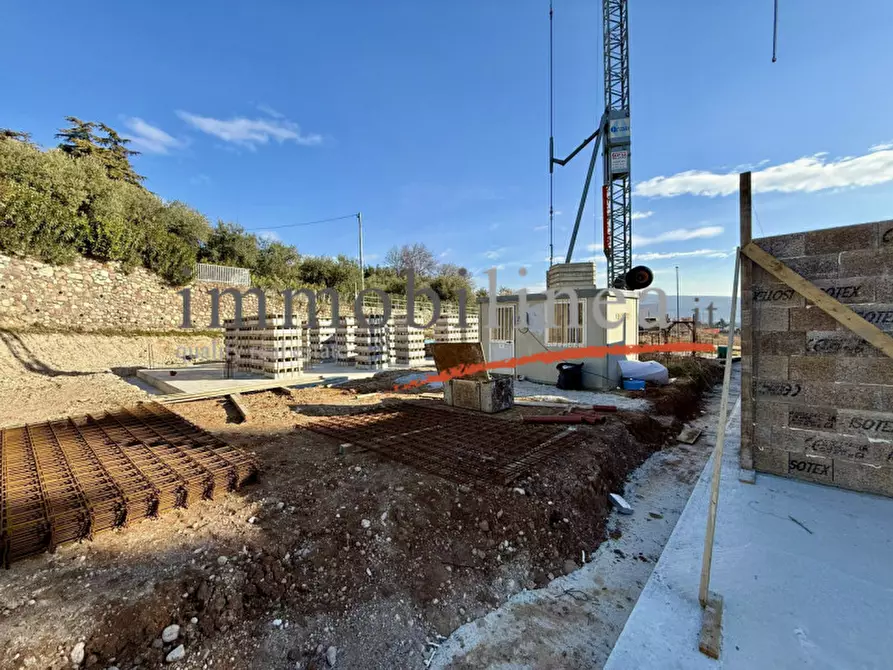 Immagine 5 di Villa in vendita  in via danzie a Affi