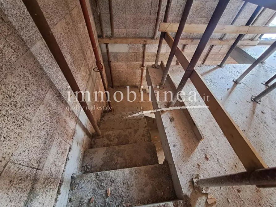 Immagine 6 di Villa in vendita  in via danzie a Affi