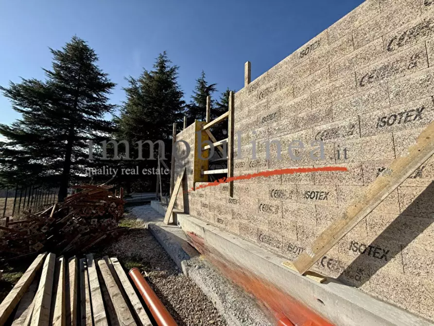 Immagine 10 di Villa in vendita  in via danzie a Affi