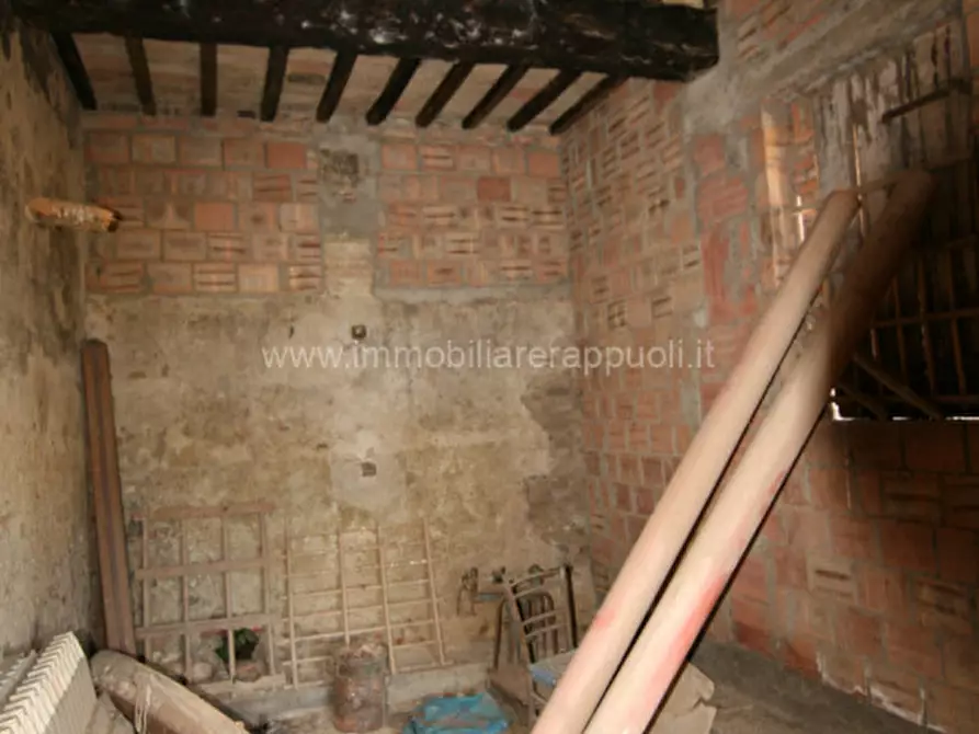 Immagine 26 di Rustico / casale in vendita  a Torrita Di Siena