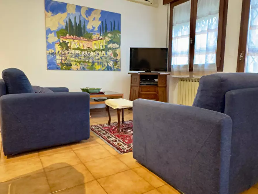 Immagine 10 di Camera in affitto  a Rubano