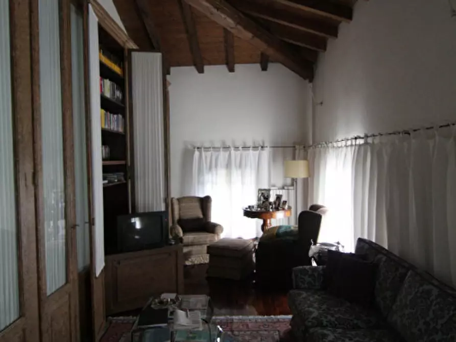 Immagine 10 di Villa in vendita  in via fontane a Brescia