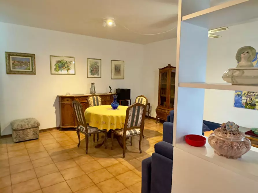 Immagine 8 di Camera in affitto  a Rubano