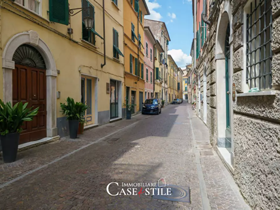 Immagine 1 di Appartamento in vendita  in via Fiasella a Sarzana