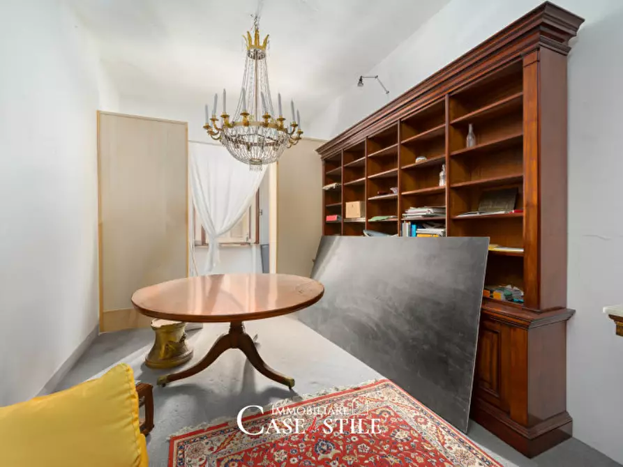 Immagine 7 di Appartamento in vendita  in via Fiasella a Sarzana