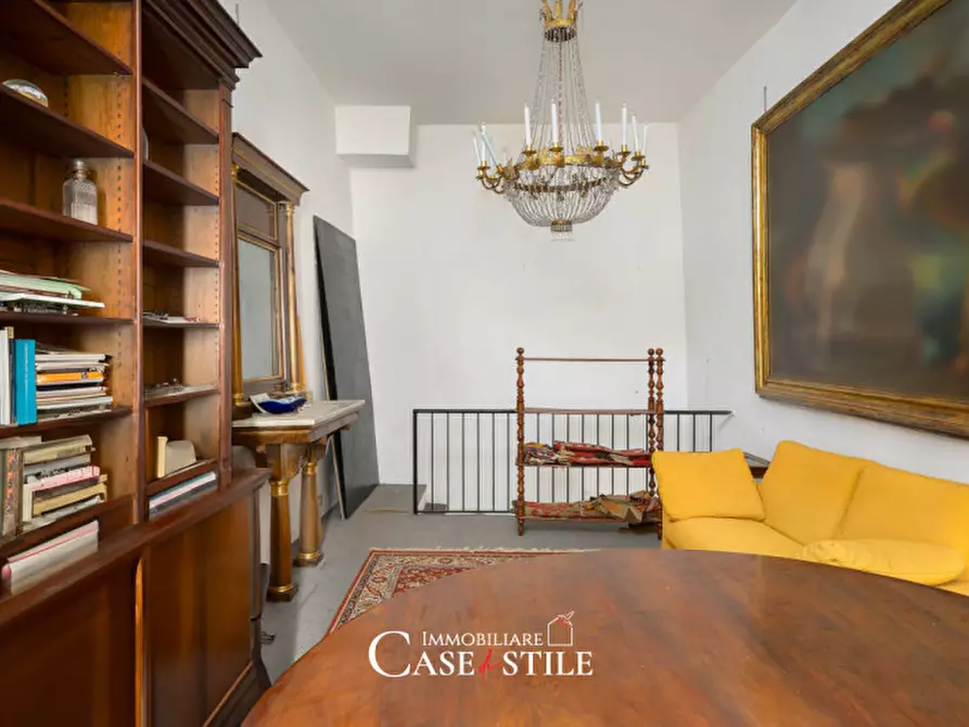 Immagine 10 di Appartamento in vendita  in via Fiasella a Sarzana