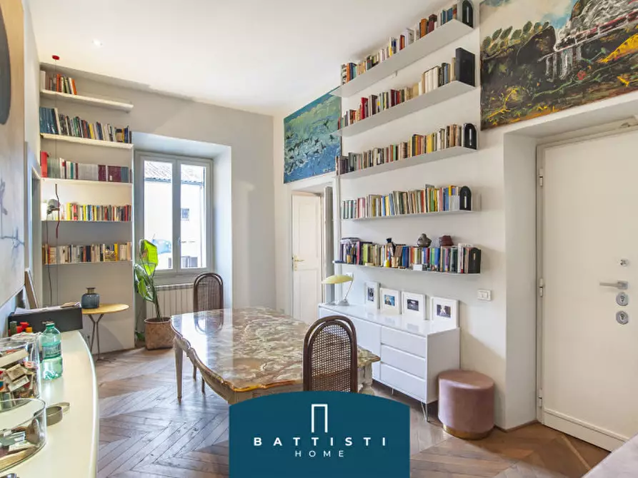 Immagine 2 di Appartamento in vendita  in Via Cavour a Roma