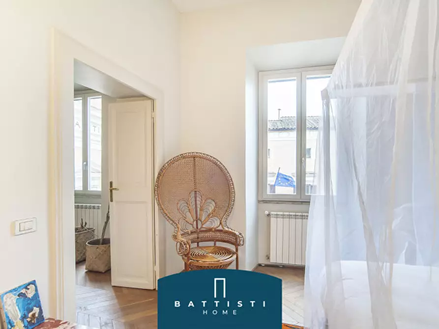 Immagine 17 di Appartamento in vendita  in Via Cavour a Roma