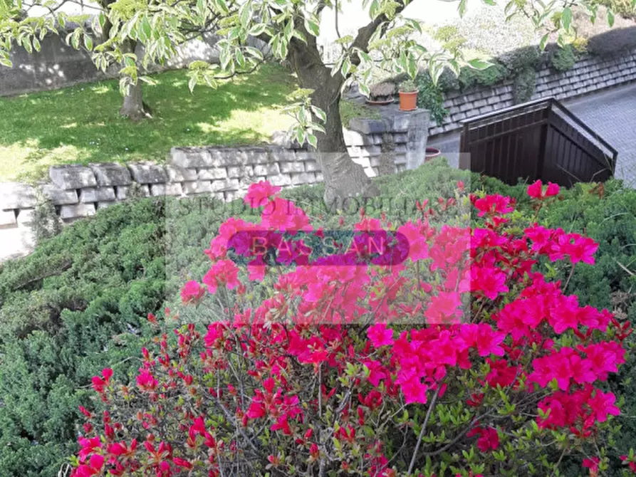 Immagine 56 di Villa in vendita  in via Varese 66 a Gallarate