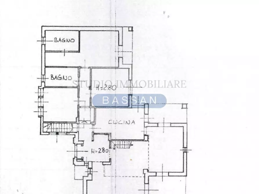 Immagine 61 di Villa in vendita  in via Varese 66 a Gallarate