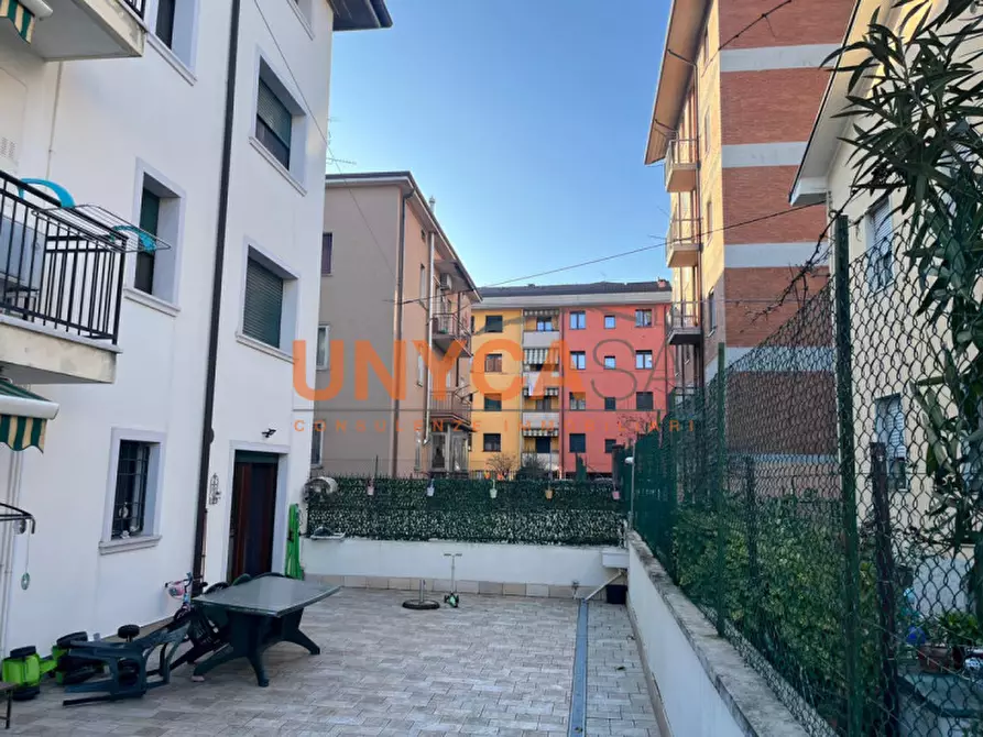 Immagine 2 di Appartamento in vendita  in Via Giovanni Verardo Zeviani a Verona