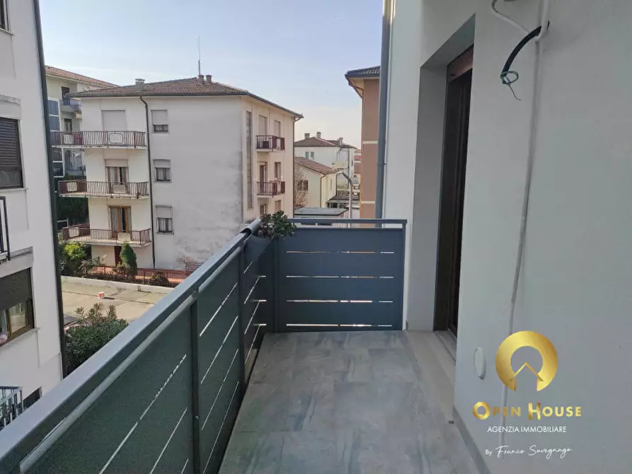 Immagine 4 di Appartamento in affitto  in via francesco novello 18 a Vicenza