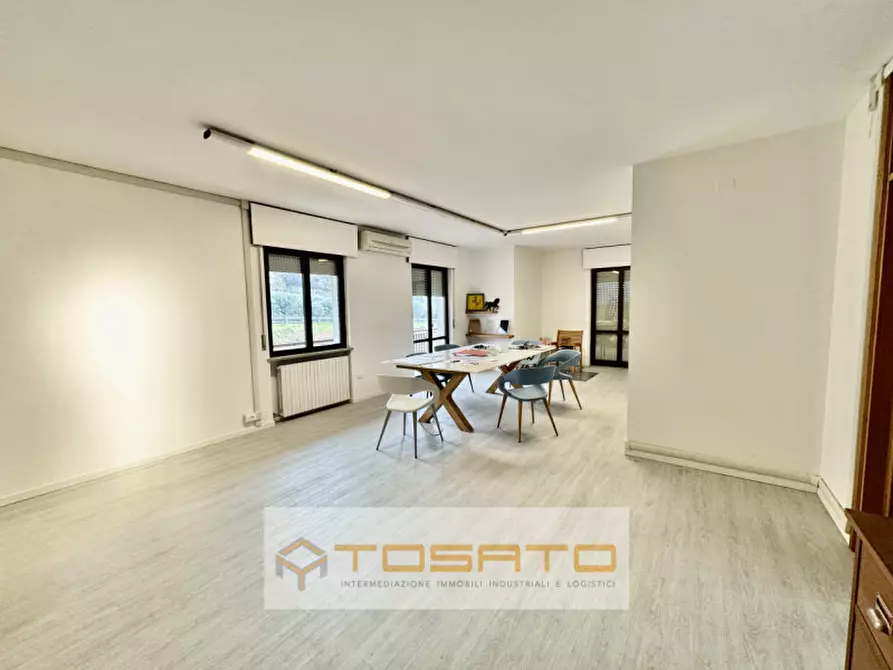 Immagine 7 di Capannone industriale in affitto  a Grezzana