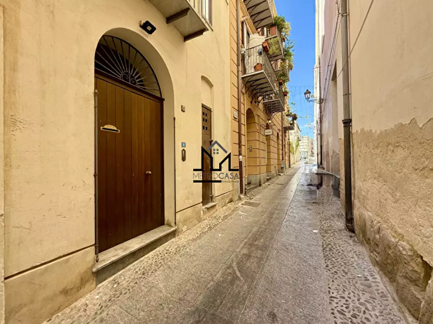 Immagine 1 di Appartamento in vendita  a Palermo