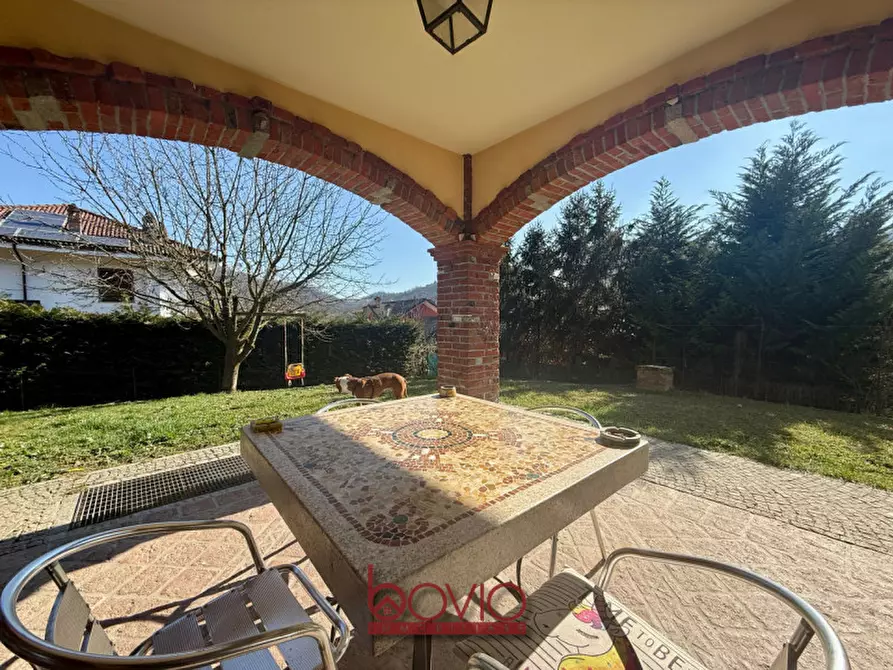 Immagine 1 di Villa in vendita  in STRADA CORDOVA N°10 a Castiglione Torinese