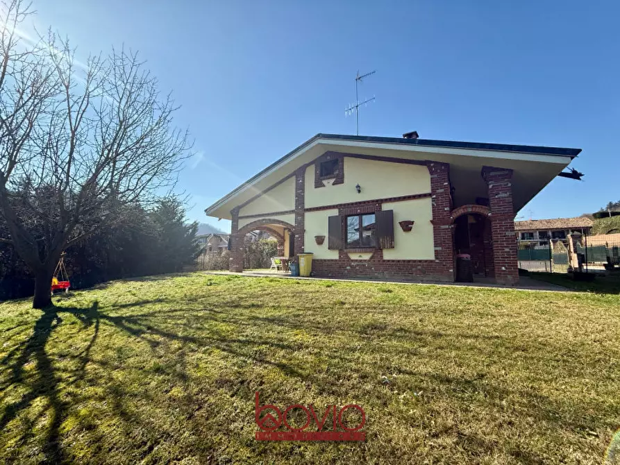 Immagine 3 di Villa in vendita  in STRADA CORDOVA N°10 a Castiglione Torinese