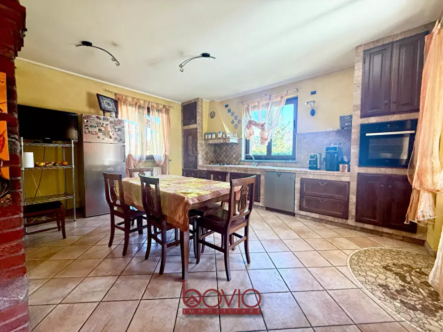 Immagine 8 di Villa in vendita  in STRADA CORDOVA N°10 a Castiglione Torinese