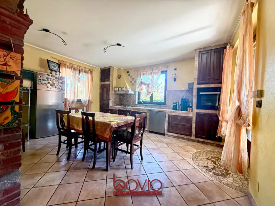 Immagine 9 di Villa in vendita  in STRADA CORDOVA N°10 a Castiglione Torinese