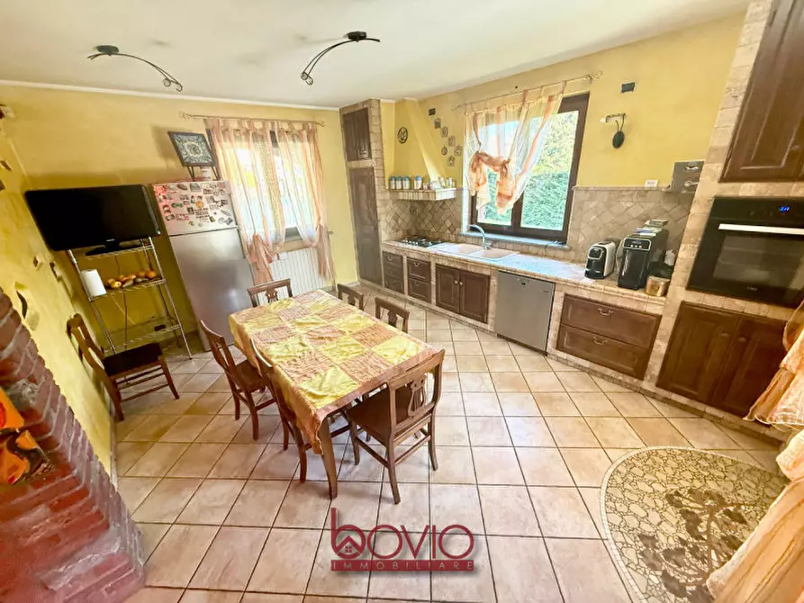 Immagine 10 di Villa in vendita  in STRADA CORDOVA N°10 a Castiglione Torinese