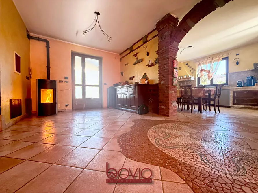 Immagine 11 di Villa in vendita  in STRADA CORDOVA N°10 a Castiglione Torinese