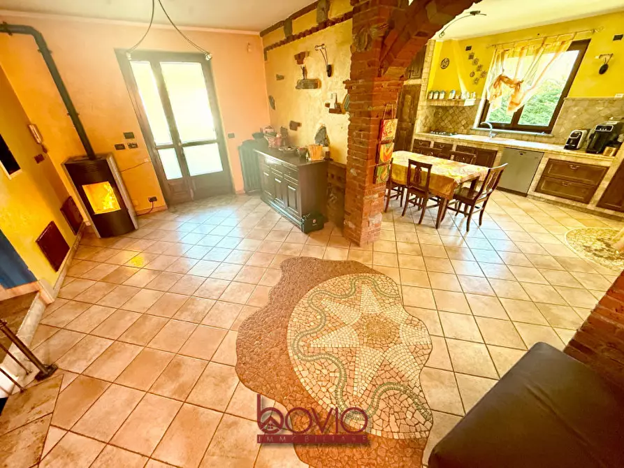 Immagine 12 di Villa in vendita  in STRADA CORDOVA N°10 a Castiglione Torinese