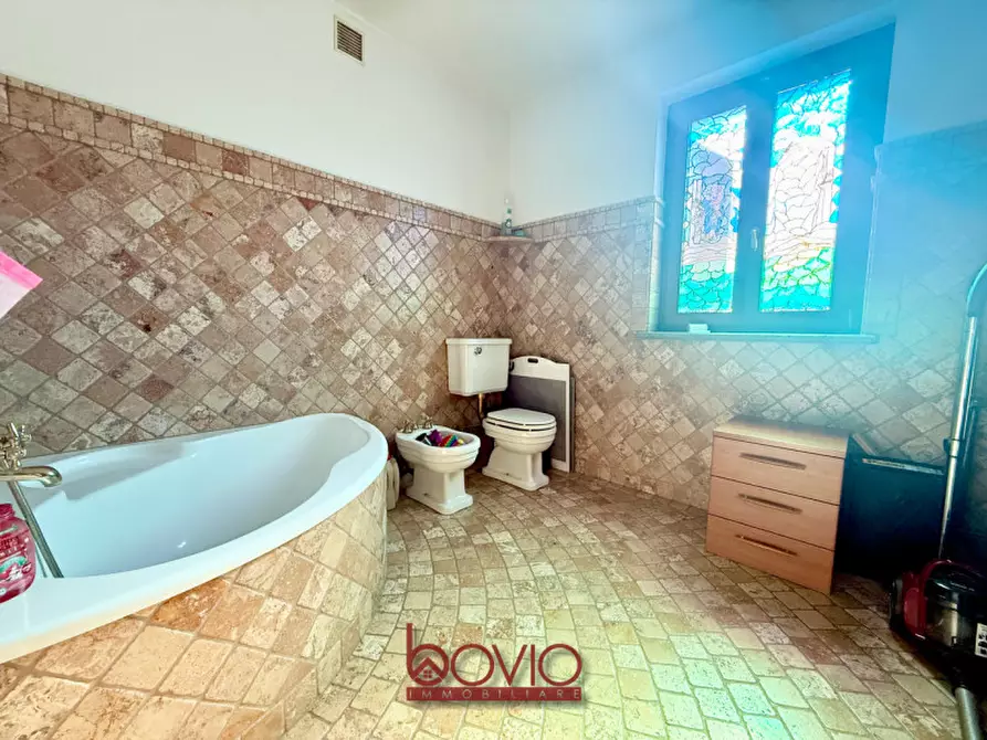 Immagine 29 di Villa in vendita  in STRADA CORDOVA N°10 a Castiglione Torinese