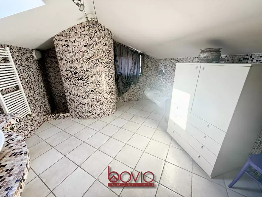 Immagine 41 di Villa in vendita  in STRADA CORDOVA N°10 a Castiglione Torinese