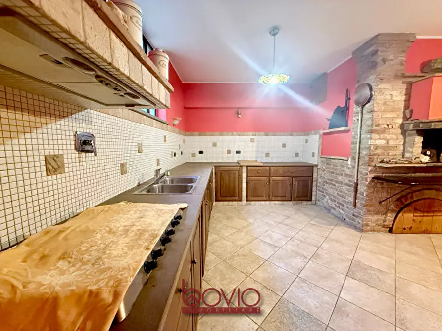 Immagine 69 di Villa in vendita  in STRADA CORDOVA N°10 a Castiglione Torinese